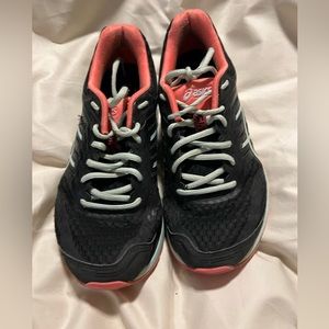 Asics GT-2000 5 Running Shoes Women's sz  9 (T757N)